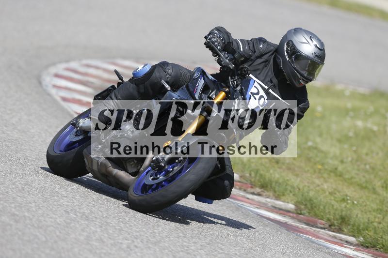 /Archiv-2025/09 22.04.2025 Cornu Master School ADR/gruen-vert/20